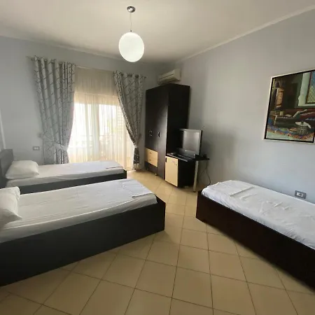 Hotel Gjilani * Ksamil