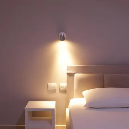 Tirana Hotel *