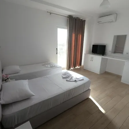 Hotel Gjilani * Ksamil