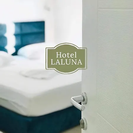 Otel Tirana Hotel Ksamil