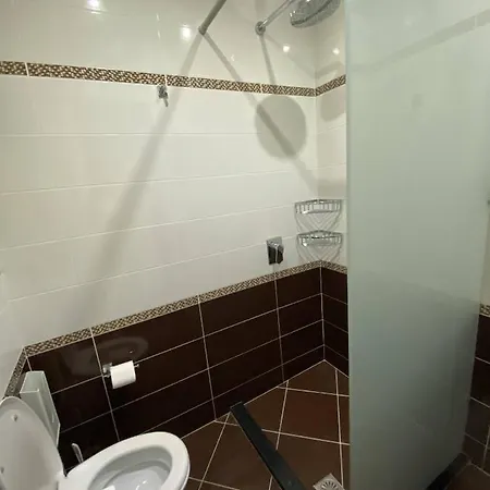 Tirana Hotel * Ksamil
